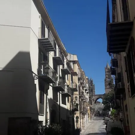 Bonello 22 * Palermo